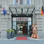 Aparthotel Adina Checkpoint Charlie