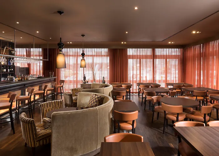 Adina Checkpoint Charlie 4* Berlin