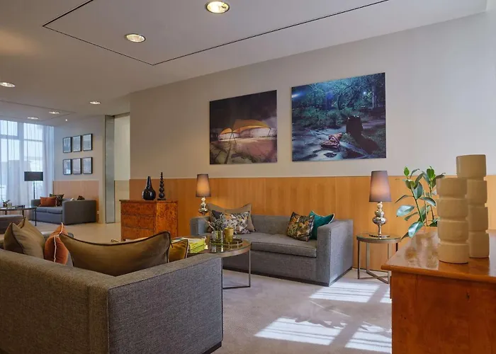 Adina Checkpoint Charlie Lägenhetshotell