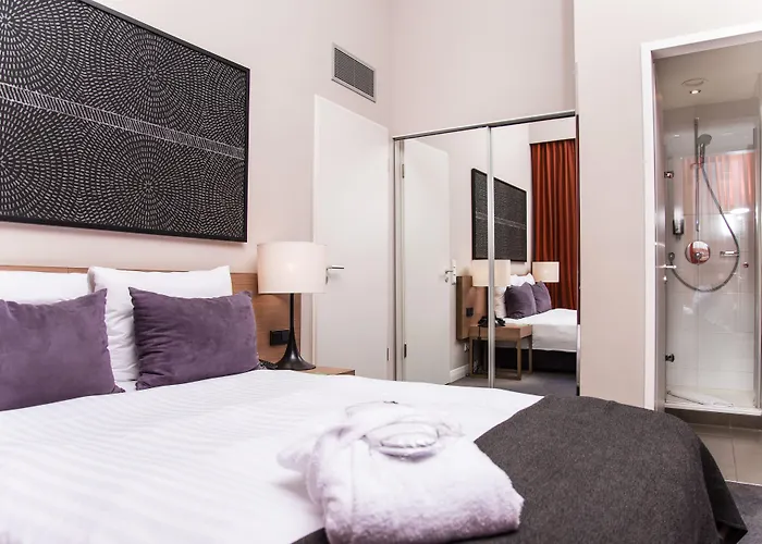 Adina Checkpoint Charlie Apart Otel Berlin