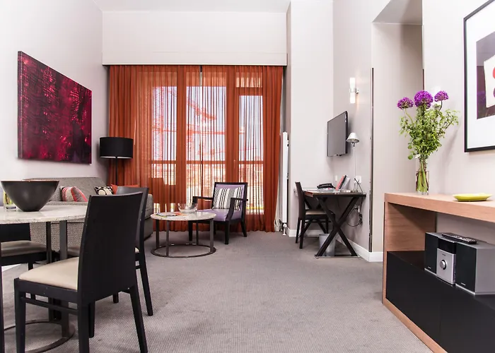 Adina Checkpoint Charlie Berlin