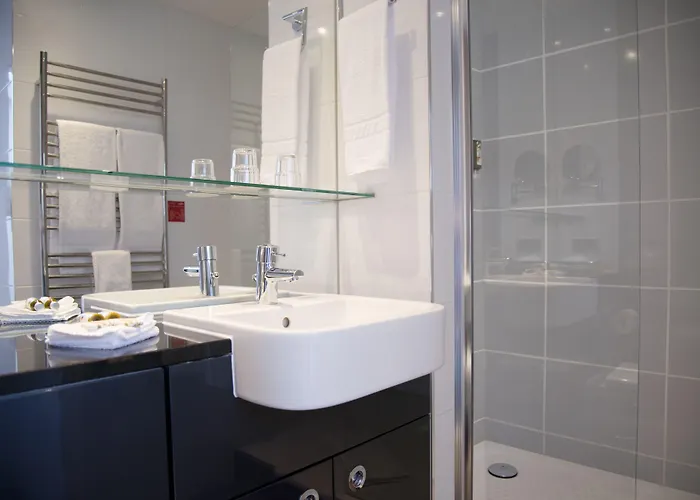 Adina Checkpoint Charlie 4* Berlin