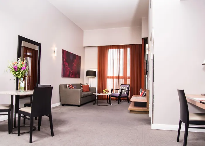 Aparthotel Adina Checkpoint Charlie 4*