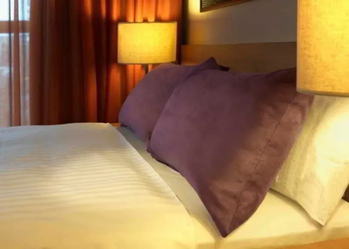 Aparthotel Adina Checkpoint Charlie