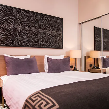Adina Checkpoint Charlie 4*