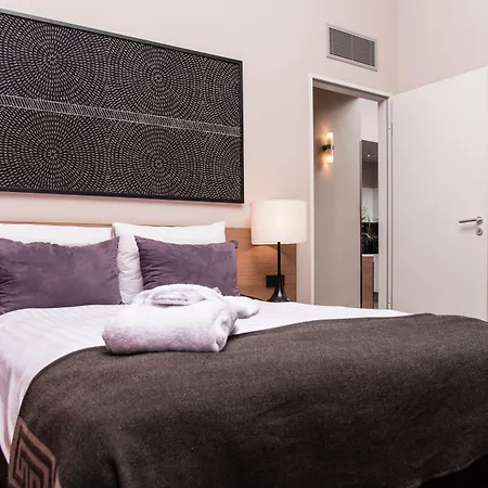 Adina Checkpoint Charlie Aparthotel Berlin