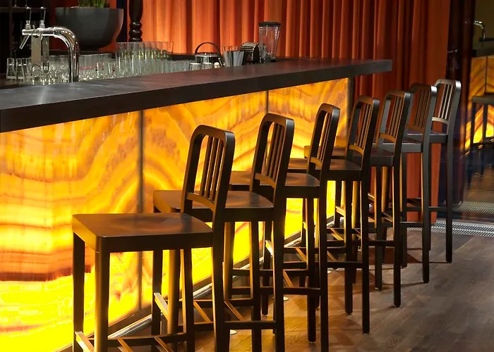 アディナ チェックポイント チャーリー 4*