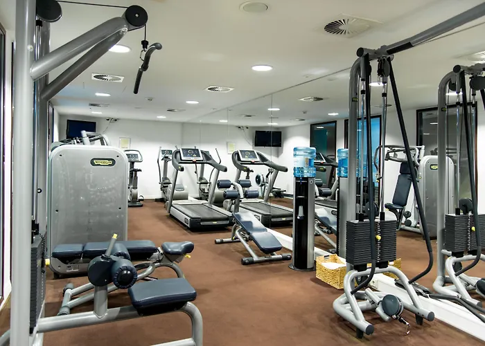 アパートホテル アディナ チェックポイント チャーリー ベルリン