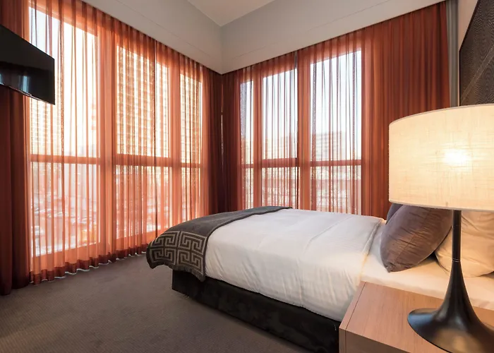 Apartahotel Adina Checkpoint Charlie 4*