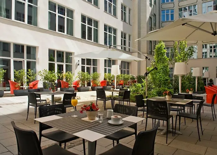 Adina Checkpoint Charlie 4*