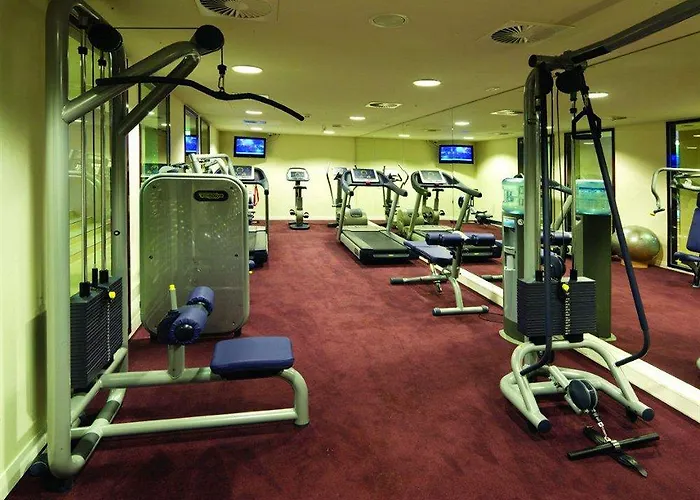 Adina Checkpoint Charlie 4*